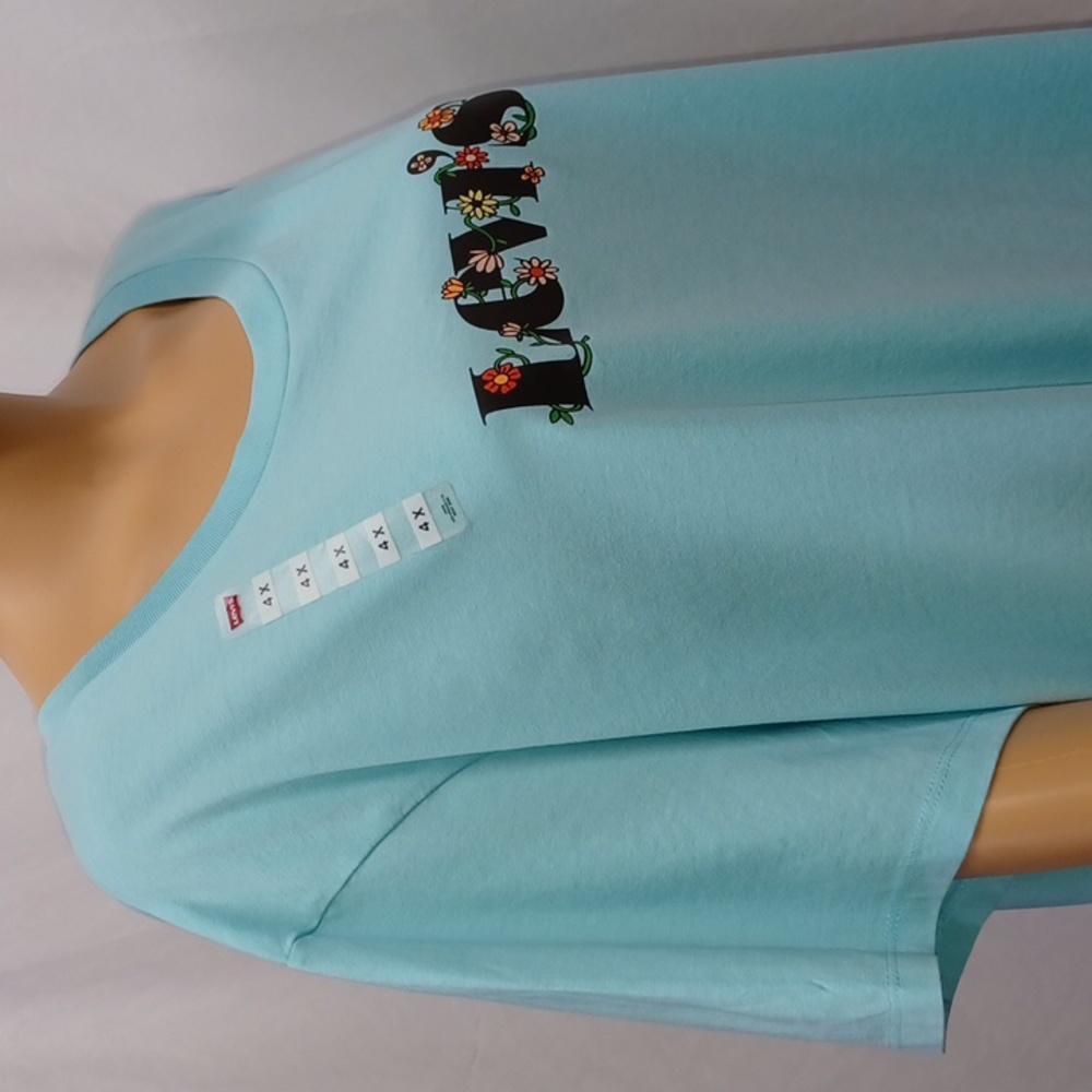 Plus Size Levi's® Perfect Graphic Logo Tee - Picture 6 of 10
